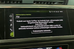 valkoinen Audi Q3 2022 kuva 25.