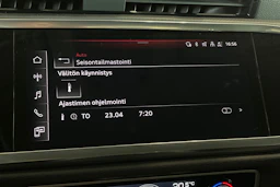 valkoinen Audi Q3 2022 kuva 27.