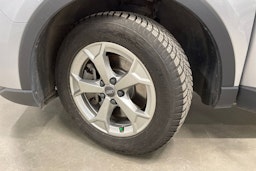 harmaa Audi Q3 2022 kuva 13.