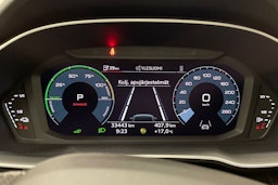 harmaa Audi Q3 2022 kuva 15.