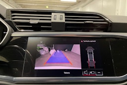 valkoinen Audi Q3 2022 kuva 24.