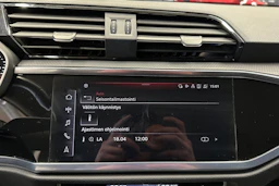 harmaa Audi Q3 2022 kuva 19.