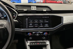 harmaa Audi Q3 2022 kuva 21.