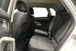 valkoinen Audi Q3 2022 kuva 10.