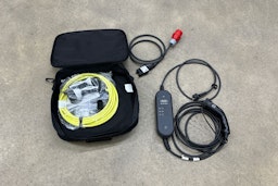 valkoinen Audi Q3 2022 kuva 30.