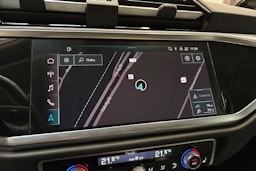 musta Audi Q3 2022 kuva 20.