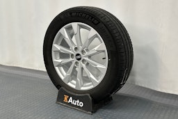 musta Audi Q3 2022 kuva 13.