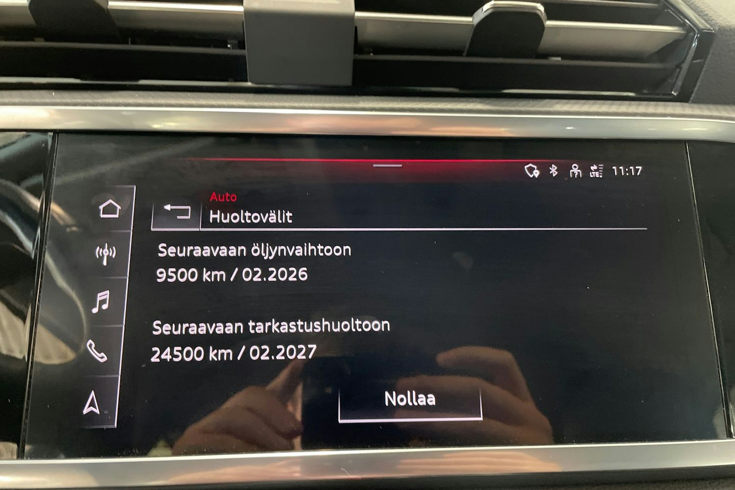 valkoinen Audi Q3 2022 kuva 31.