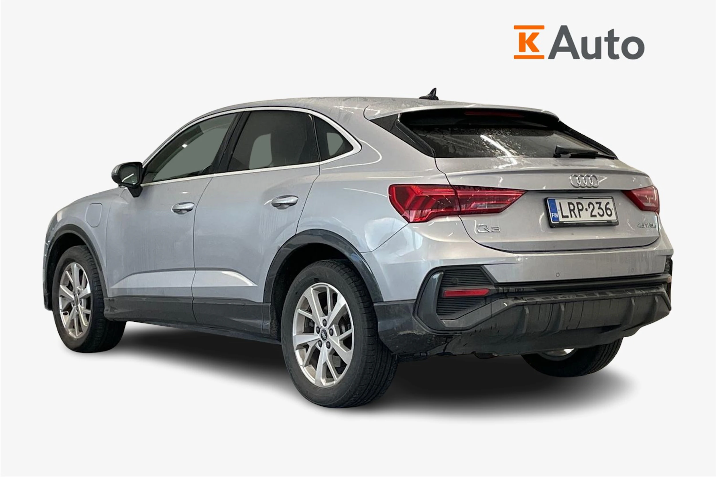 Hopea Audi Q3 2022 kuva 2.