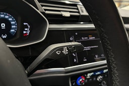 valkoinen Audi Q3 2023 kuva 23.