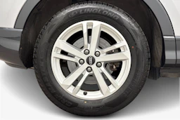 met. hopea Audi Q3 2022 kuva 9.