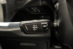 met. hopea Audi Q3 2022 kuva 15.