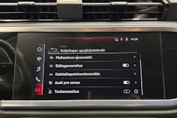 met. hopea Audi Q3 2022 kuva 21.