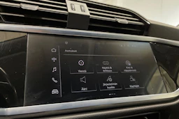 valkoinen Audi Q3 2022 kuva 16.