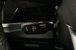 valkoinen Audi Q3 2022 kuva 20.