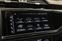 valkoinen Audi Q3 2022 kuva 25.