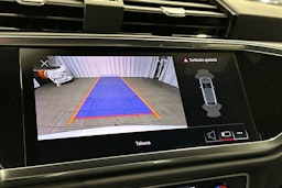 valkoinen Audi Q3 2022 kuva 26.