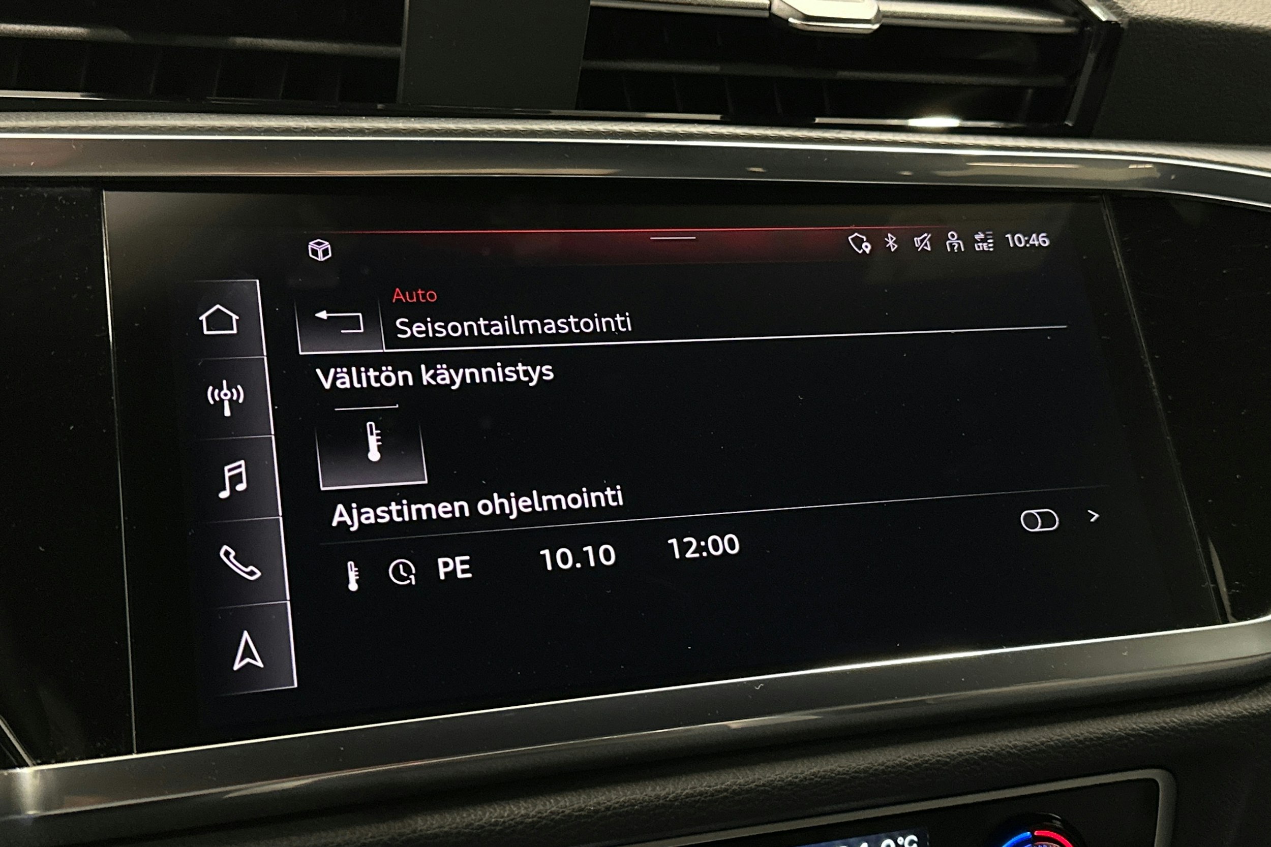 valkoinen Audi Q3 2022 kuva 28.