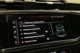 valkoinen Audi Q3 2022 kuva 29.