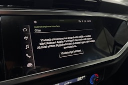 Harmaa Audi Q3 2022 kuva 23.