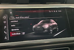 valkoinen Audi Q3 2022 kuva 24.