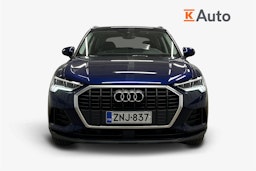 sininen Audi Q3 2022 kuva 5.