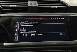 sininen Audi Q3 2022 kuva 27.