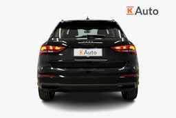 musta Audi Q3 2023 kuva 3.