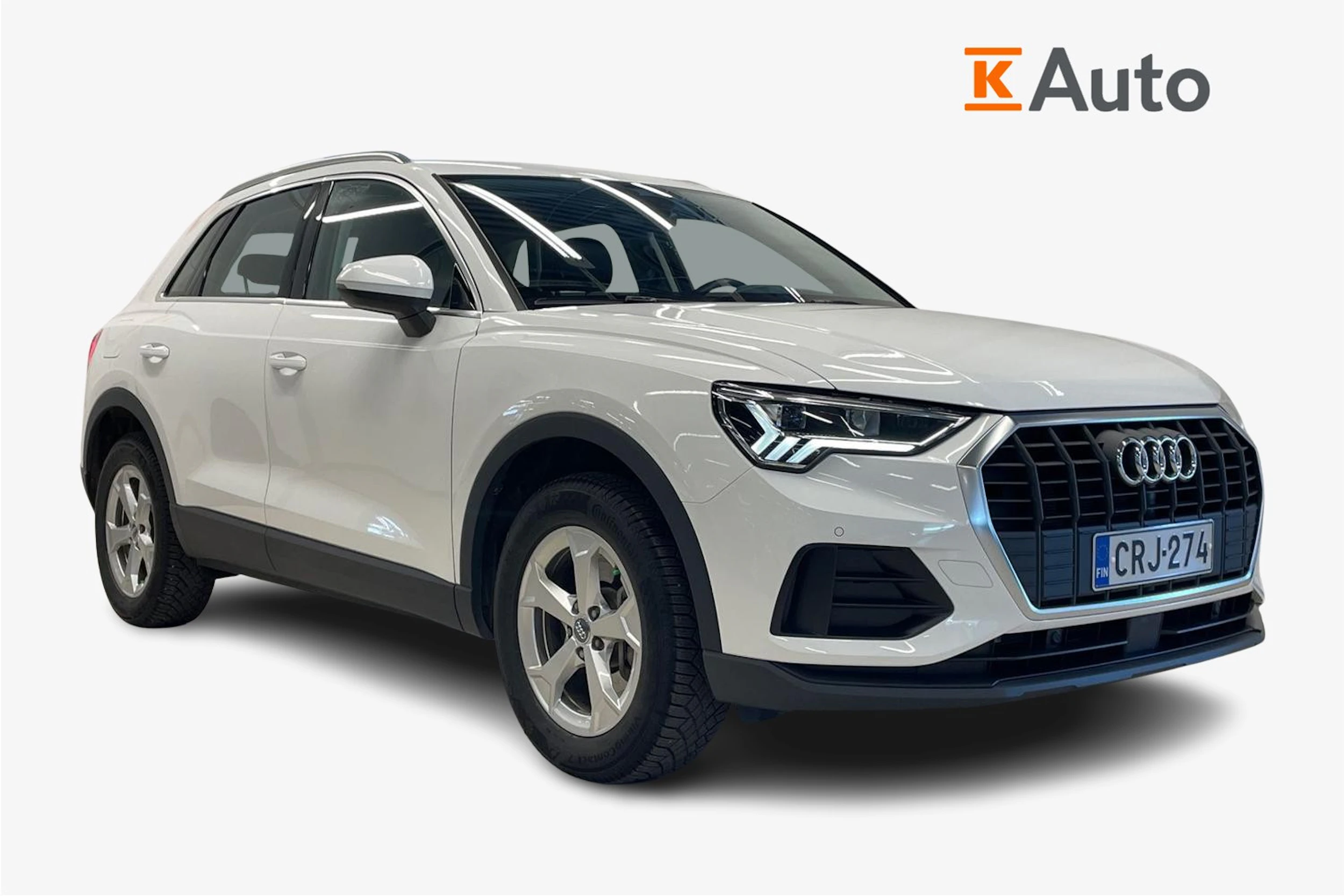 valkoinen Audi Q3 2023 kuva 1.