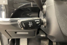 valkoinen Audi Q3 2023 kuva 14.