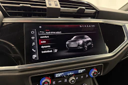 sininen Audi Q3 2023 kuva 23.