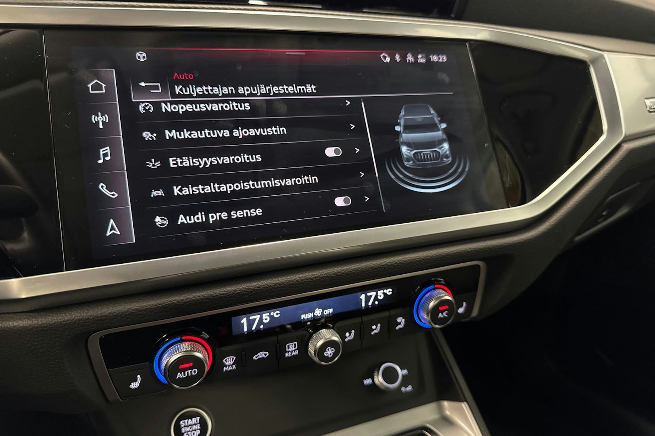 valkoinen Audi Q3 2023 kuva 16.