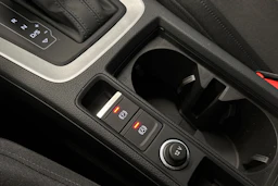 musta Audi Q3 2023 kuva 24.