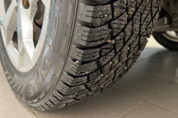 Valkoinen Audi Q3 2023 kuva 25.