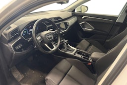 valkoinen Audi Q3 2023 kuva 3.