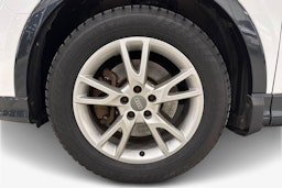 valkoinen Audi Q3 2023 kuva 11.