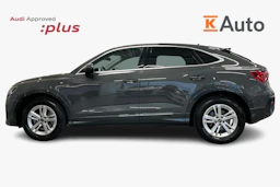 Harmaa Audi Q3 2023 kuva 5.
