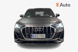 Harmaa Audi Q3 2023 kuva 4.