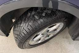 sininen Audi Q3 2023 kuva 14.