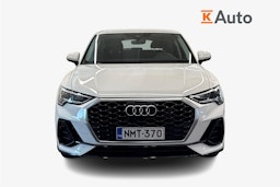 valkoinen Audi Q3 2023 kuva 5.