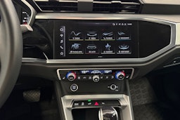 valkoinen Audi Q3 2023 kuva 24.