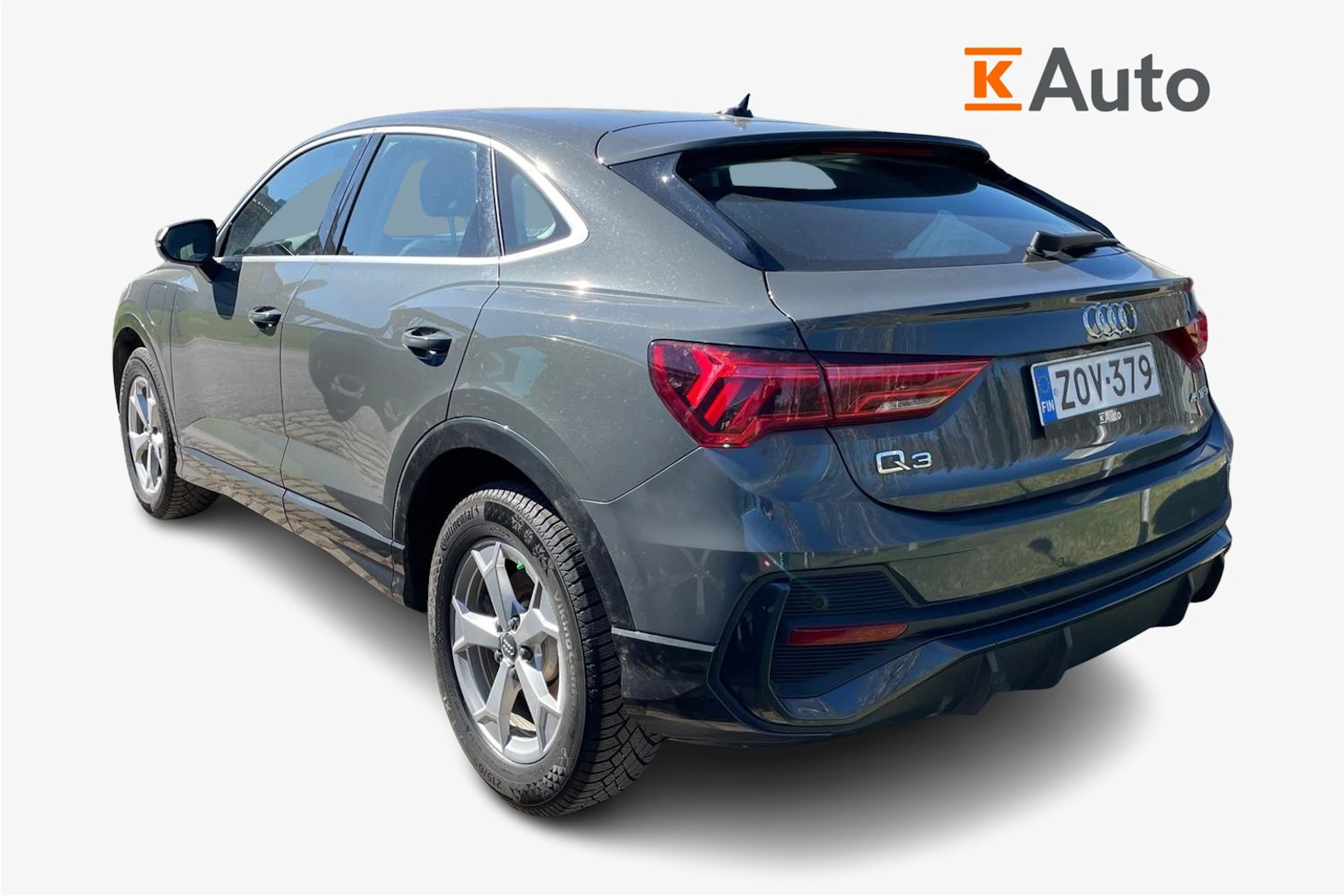 harmaa Audi Q3 2023 kuva 2.