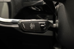 valkoinen Audi Q3 2024 kuva 15.