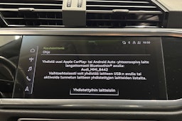 valkoinen Audi Q3 2024 kuva 19.