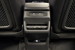 met. harmaa Audi Q3 2025 kuva 13.