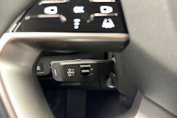 met. harmaa Audi Q3 2025 kuva 17.