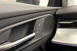 met. harmaa Audi Q3 2025 kuva 19.