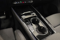 met. harmaa Audi Q3 2025 kuva 21.