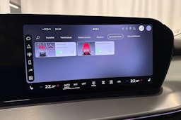 met. harmaa Audi Q3 2025 kuva 29.