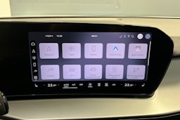 valkoinen Audi Q3 2025 kuva 8.